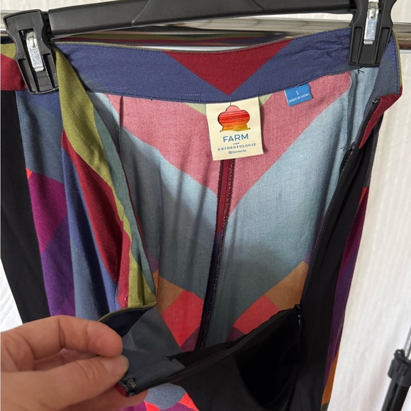 Colorful Geometric Pants - Picture 5 of 5